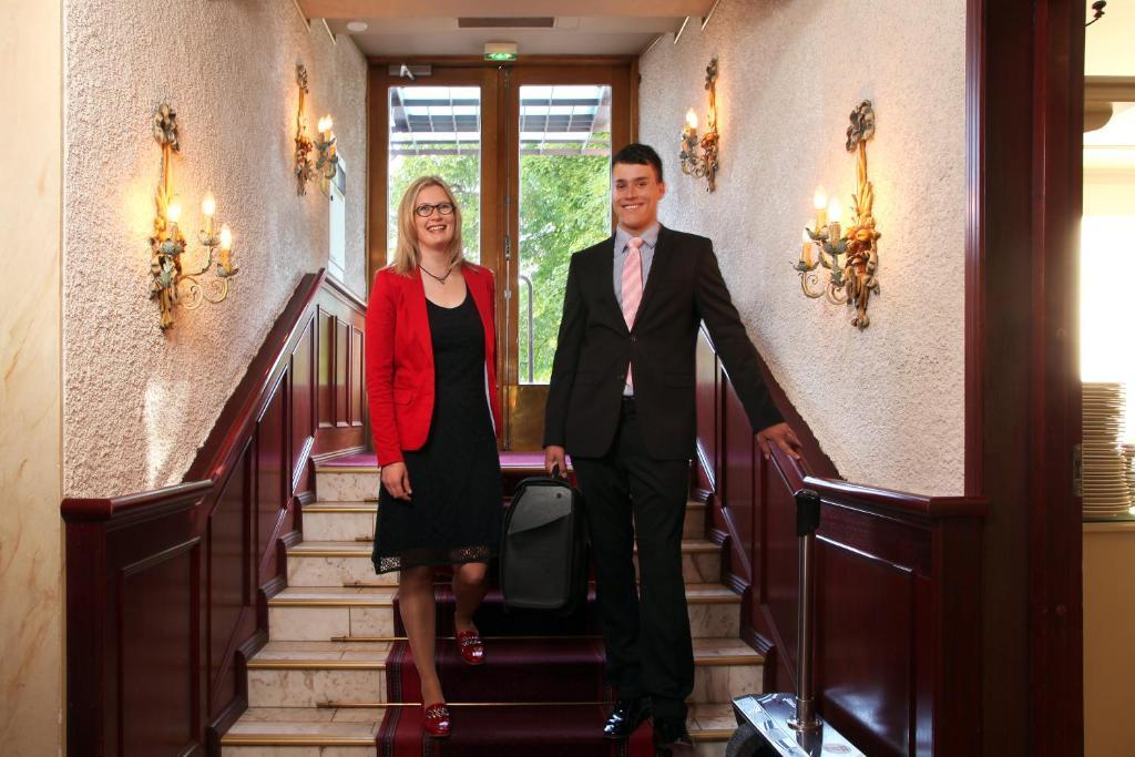 Hotel Astor Vaasa Bagian luar foto